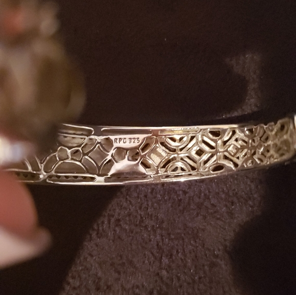 Emerald and Diamond cuff bangle bracelet - Picture 2 of 5